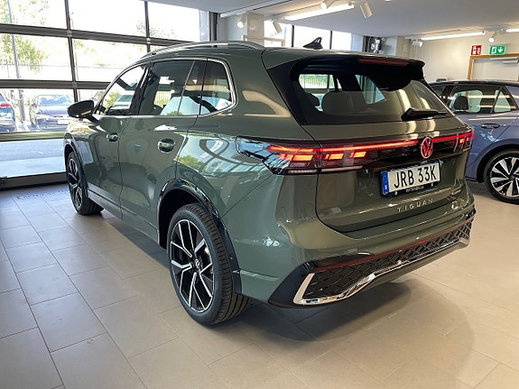 Volkswagen Tiguan 6 of 19