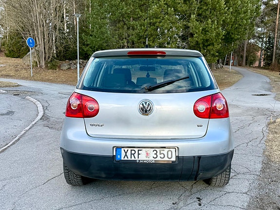 Volkswagen Golf V 6 of 7