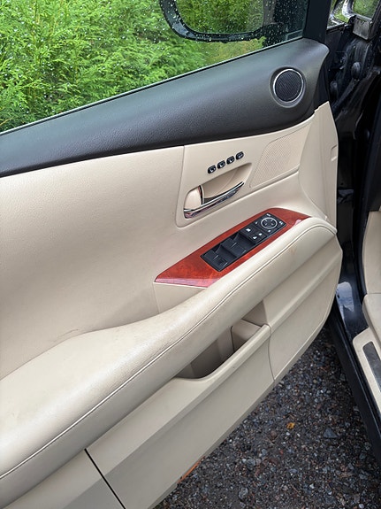 Lexus RX450h 11 of 15