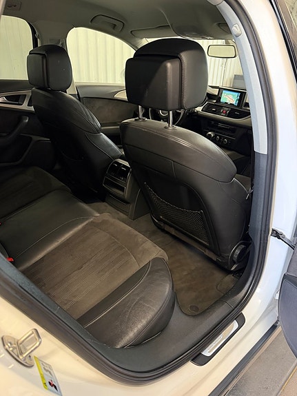 Audi A6 allroad 17 of 19