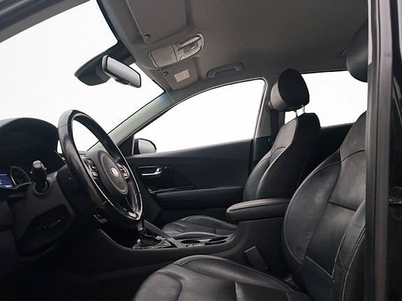 Kia Niro 9 of 24