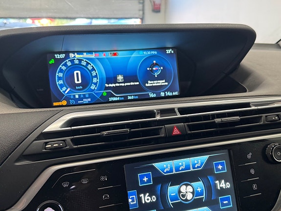 Citroen C4 Picasso 9 of 11
