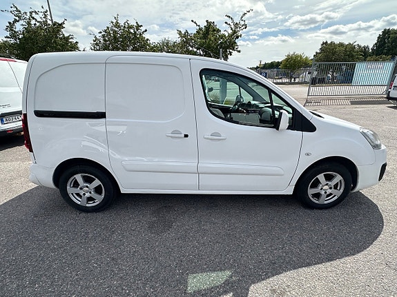 Peugeot Partner 3 of 8