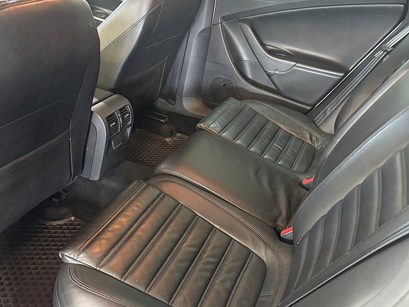 Volkswagen Passat 5 of 7