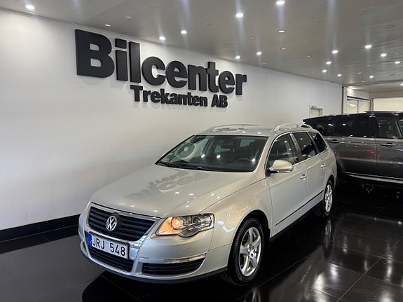 Volkswagen Passat 2 of 7