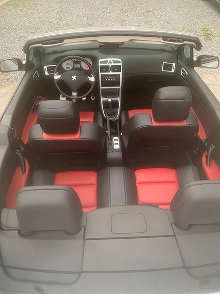 Peugeot 307 CC 7 of 7
