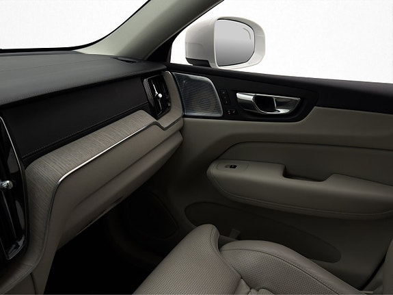 Volvo XC60 26 of 28