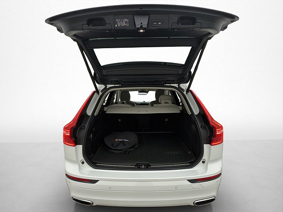 Volvo XC60 28 of 28