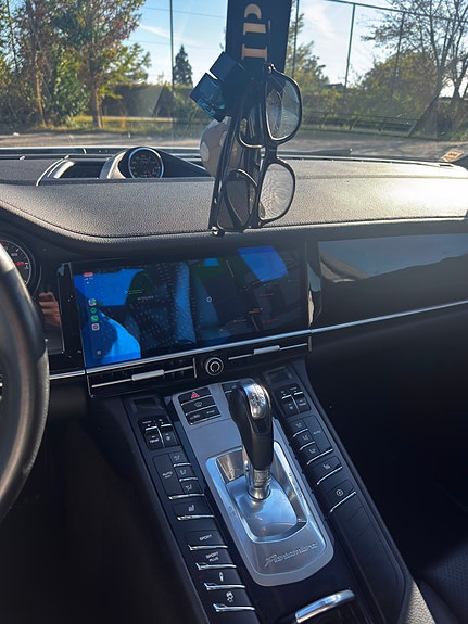 Porsche Panamera 4S 13 of 20