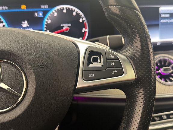 Mercedes-Benz E200 19 of 30