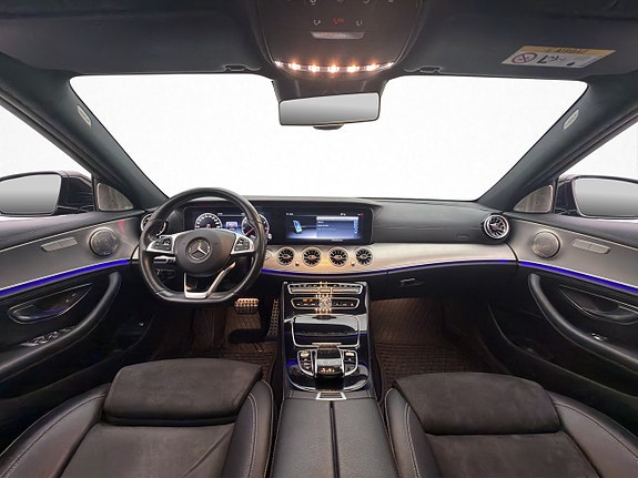 Mercedes-Benz E200 15 of 30