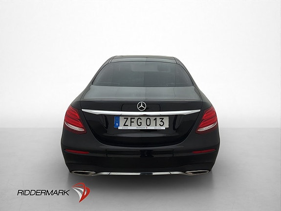 Mercedes-Benz E200 6 of 30
