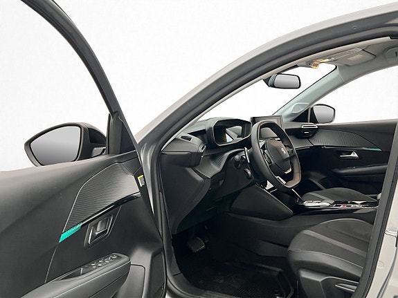 Peugeot 208 8 of 24