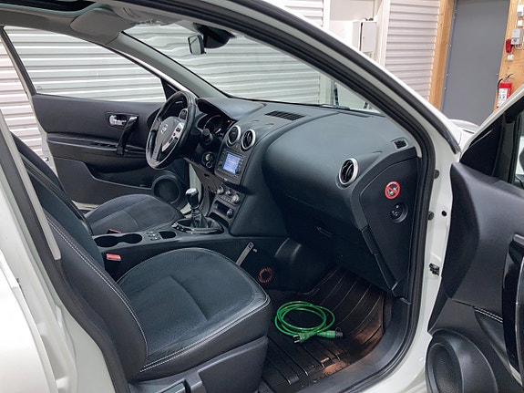 Nissan Qashqai+2 23 of 30