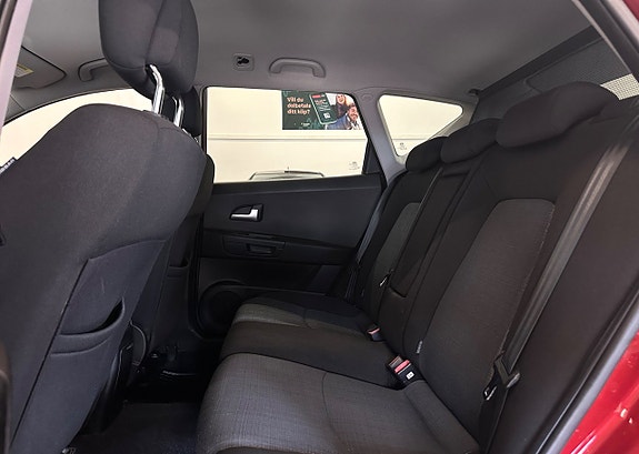 Kia Ceed 8 of 10