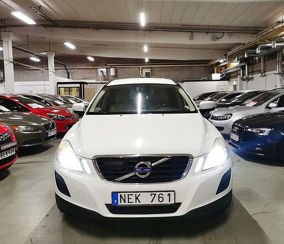 Volvo XC60 5 of 22