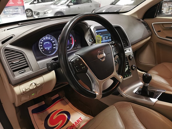 Volvo XC60 7 of 22