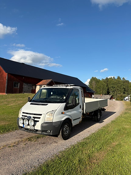 Ford Transit 4 of 6