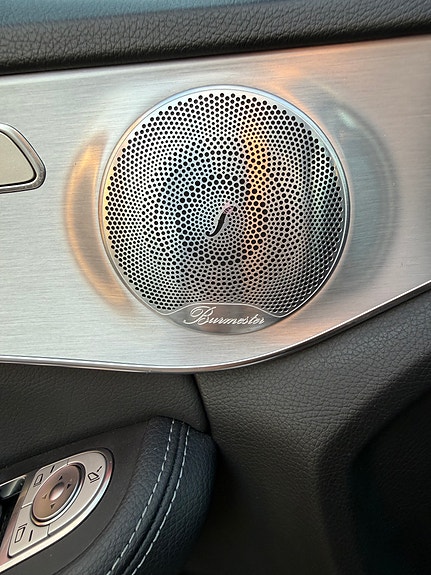 Mercedes-Benz C200 12 of 12