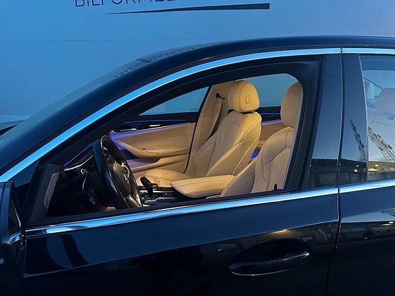 BMW 530e 5 of 21