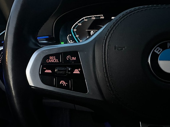 BMW 530e 14 of 21