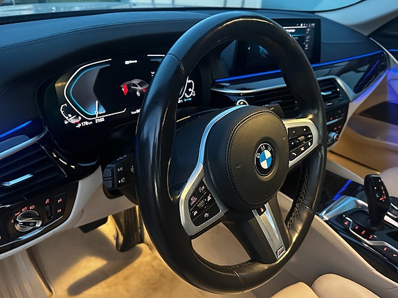 BMW 530e 6 of 21