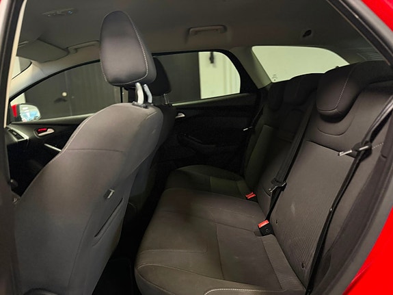 Ford Focus 8 of 20