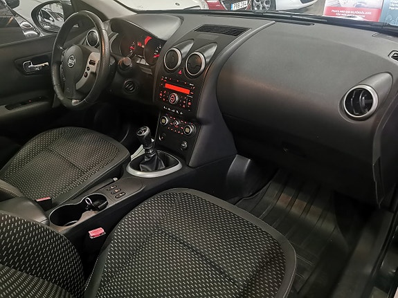 Nissan Qashqai 10 of 17