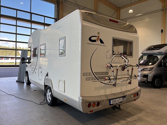 CARAVANS INTERNATIONAL X-TIL 55S Taksäng/Cykelställ/ 4 of 11
