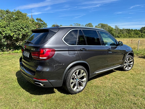 BMW X5 2 of 12