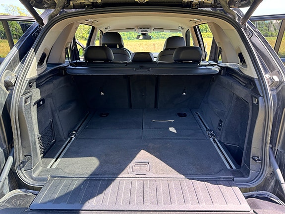 BMW X5 12 of 12