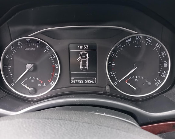 Skoda Octavia 3 of 8