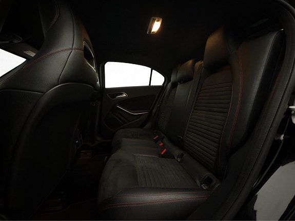 Mercedes-Benz A180 d 13 of 23
