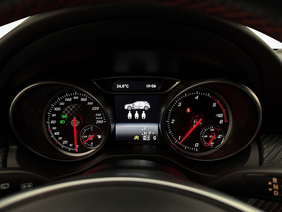 Mercedes-Benz A180 d 15 of 23