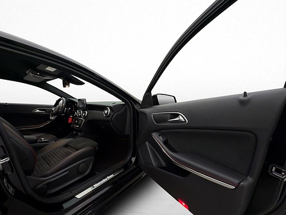 Mercedes-Benz A180 d 12 of 23