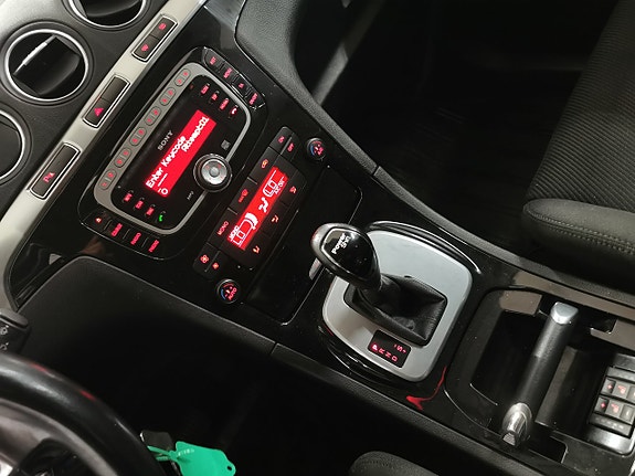 Ford S-MAX 18 of 20