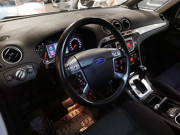 Ford S-MAX 7 of 20