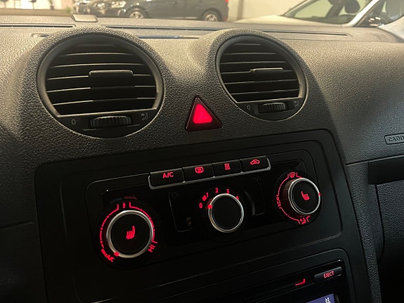 Volkswagen Caddy 22 of 23
