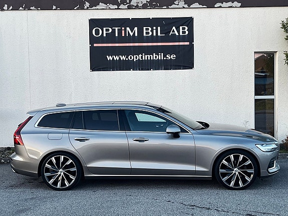Volvo V60 7 of 25