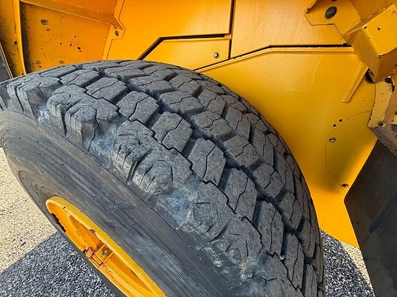 Volvo L110E 13 of 24