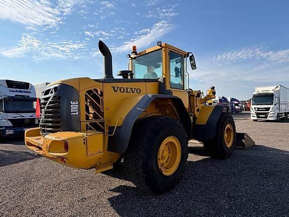 Volvo L110E 6 of 24
