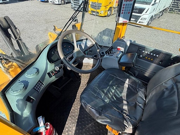 Volvo L110E 4 of 24