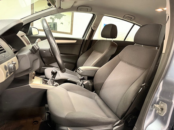 Opel Astra 12 of 19