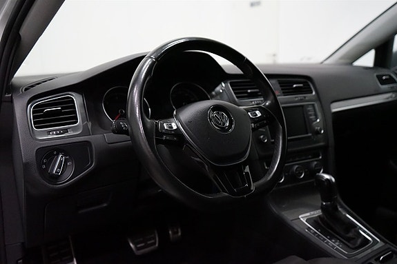 Volkswagen Golf I 9 of 18