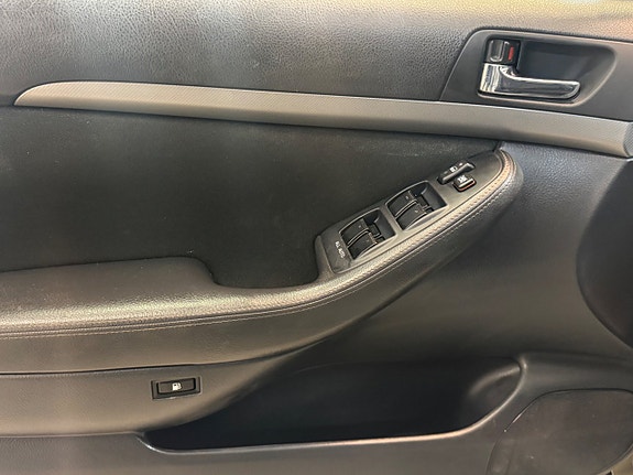 Toyota Avensis 14 of 19