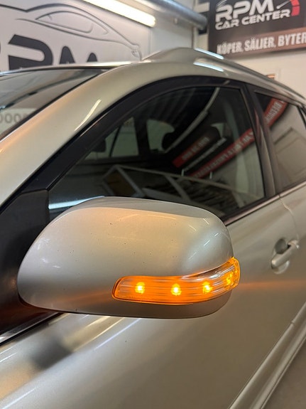 Toyota Avensis 12 of 19