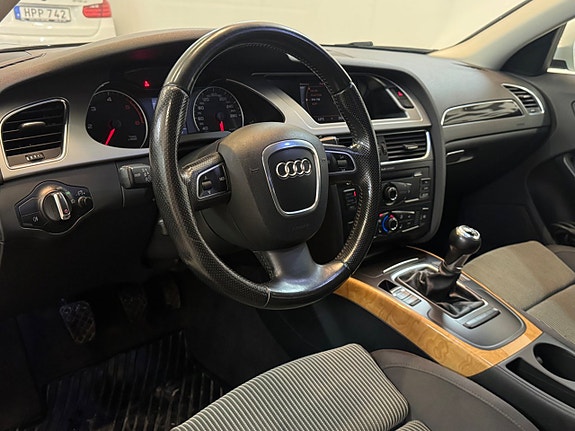 Audi A4 8 of 19