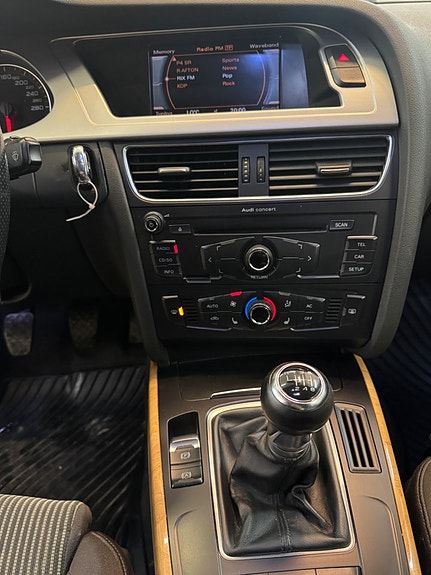 Audi A4 12 of 19