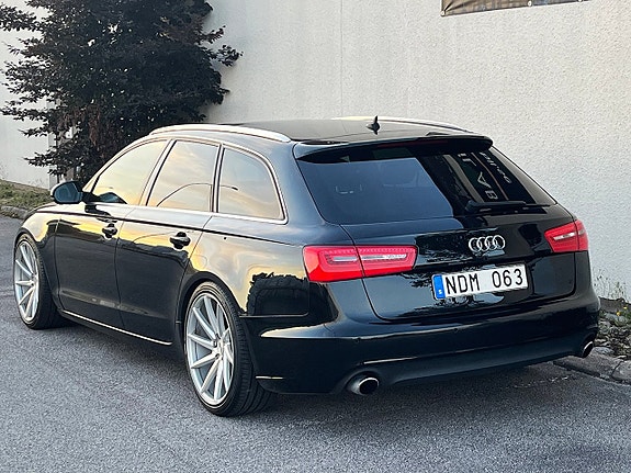 Audi A6 4 of 17