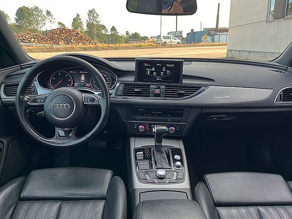 Audi A6 12 of 17